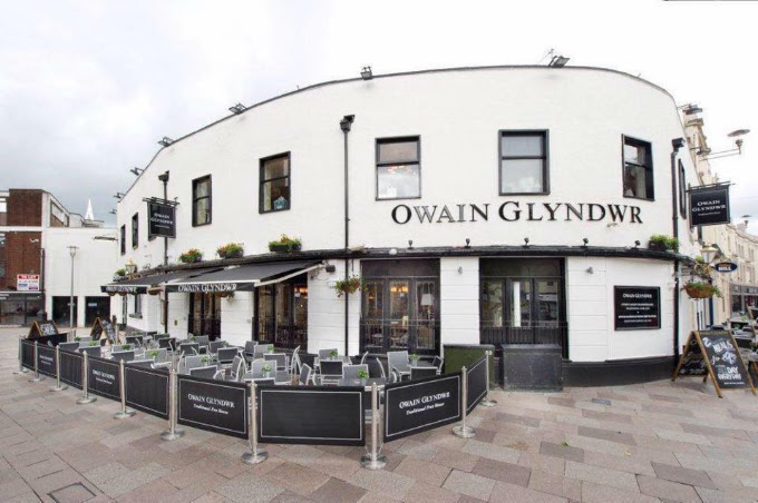 The Owain Glyndrw, Cardiff